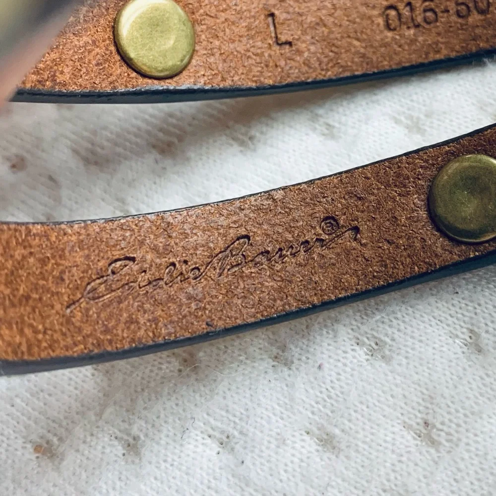 Eddie Bauer genuine leather gold studded belt Sz Large